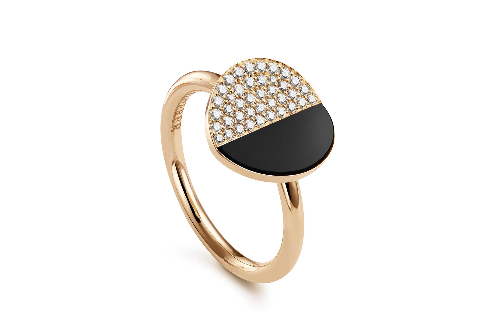  Bucherer 'B. Dimension' collection ring with diamonds and onyx in 18k yellow gold