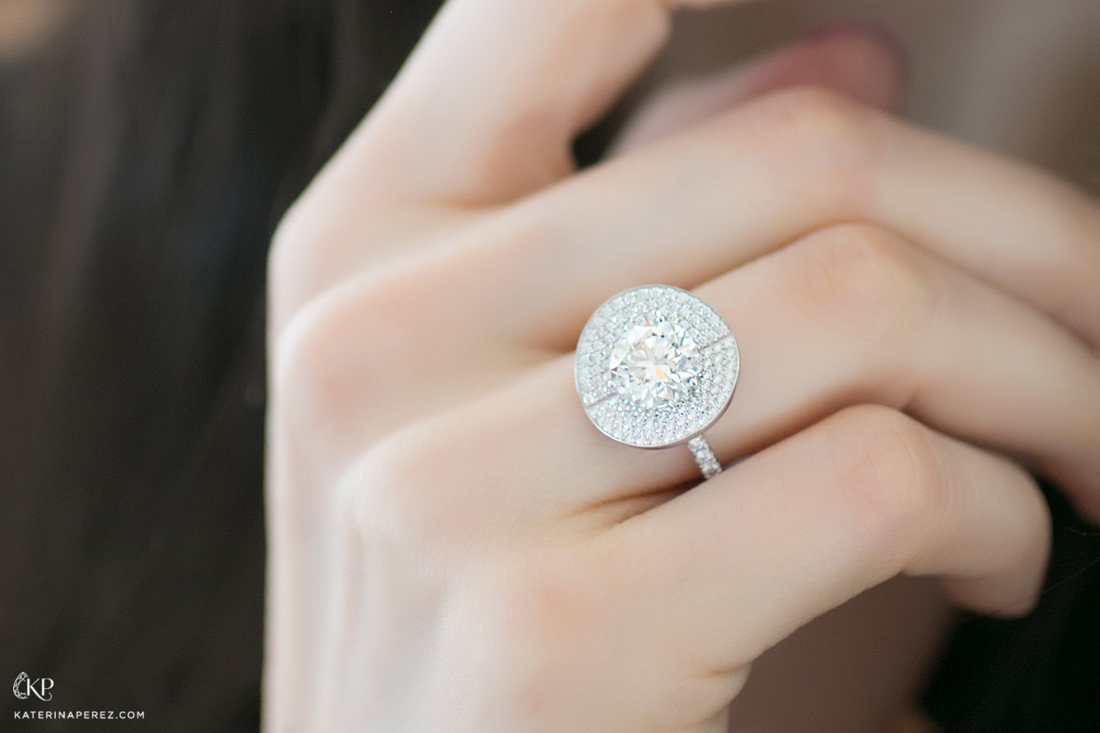 Bucherer 'B. Dimension' collection ring with diamonds in 18k white gold