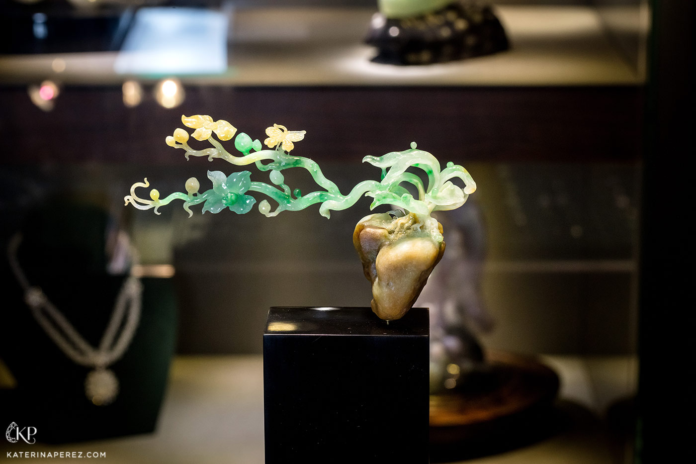  DAWN jewellery jadeite sculpture 