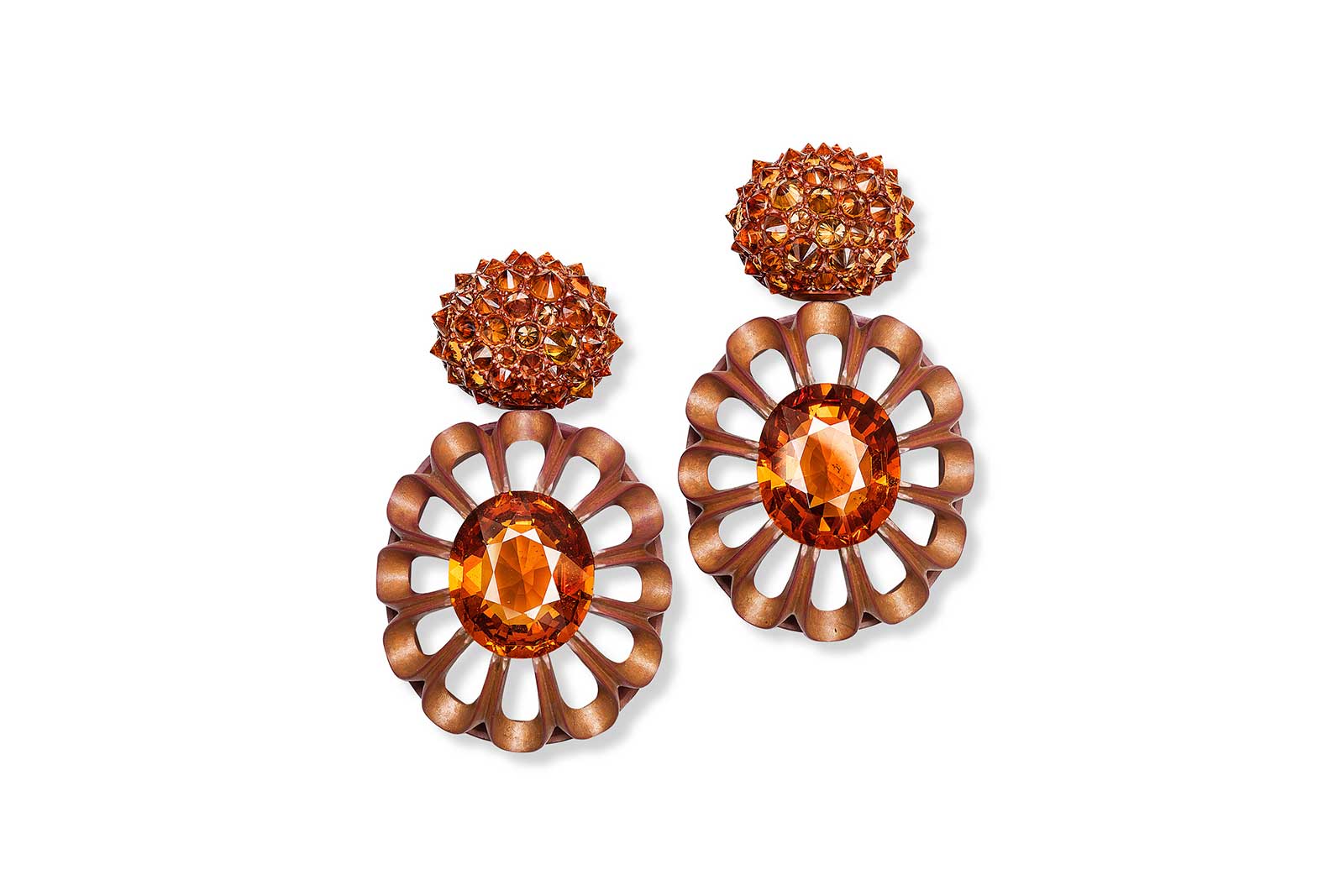  Hemmerle earrings with spessartite garnets and sapphires in copper and white gold - courtesy of Hemmerle