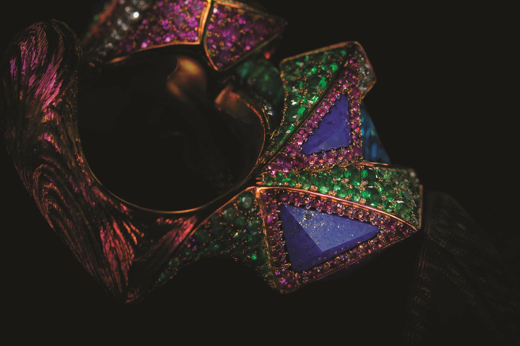  Wallace Chan 'My dreams' ring with 11.56ct tourmaline and a 9.93ct aquamarine, lapis lazuli, diamonds, tsavorite garnets, and pink sapphires in titanium