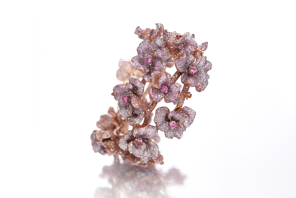  Neha Dani ‘Amaranté’ cuff with 12,000 fancy pink diamonds and 18 certified vivid purplish pink diamonds, totalling 72.83ct