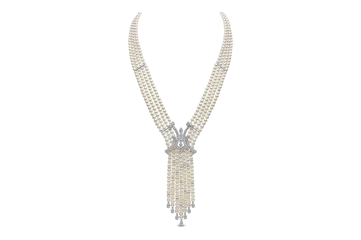 YOKO London necklace from the High Jewellery collection with 3.5-4.5mm Freshwater pearls, 3.94ct diamonds set in 18k white gold