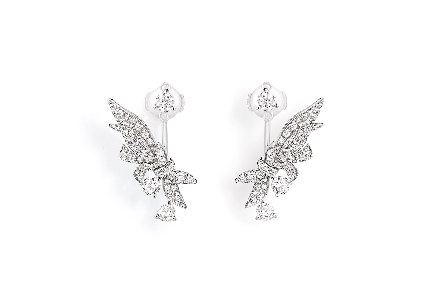 Chaumet introduce their latest collection - Laurier - embellished with ...