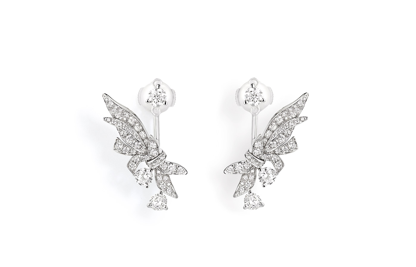  Chaumet 'Laurier' earrings with 2.43ct diamonds in 18k white gold
