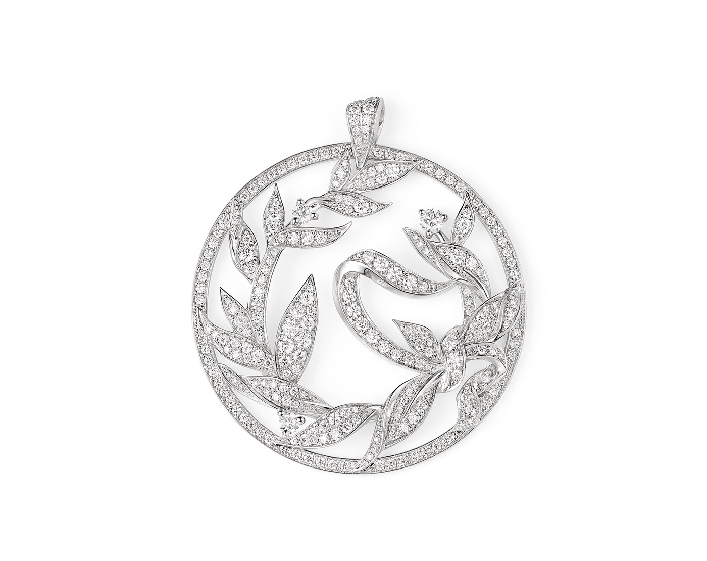  Chaumet 'Laurier' pendant with 1.94ct diamonds in 18k white gold