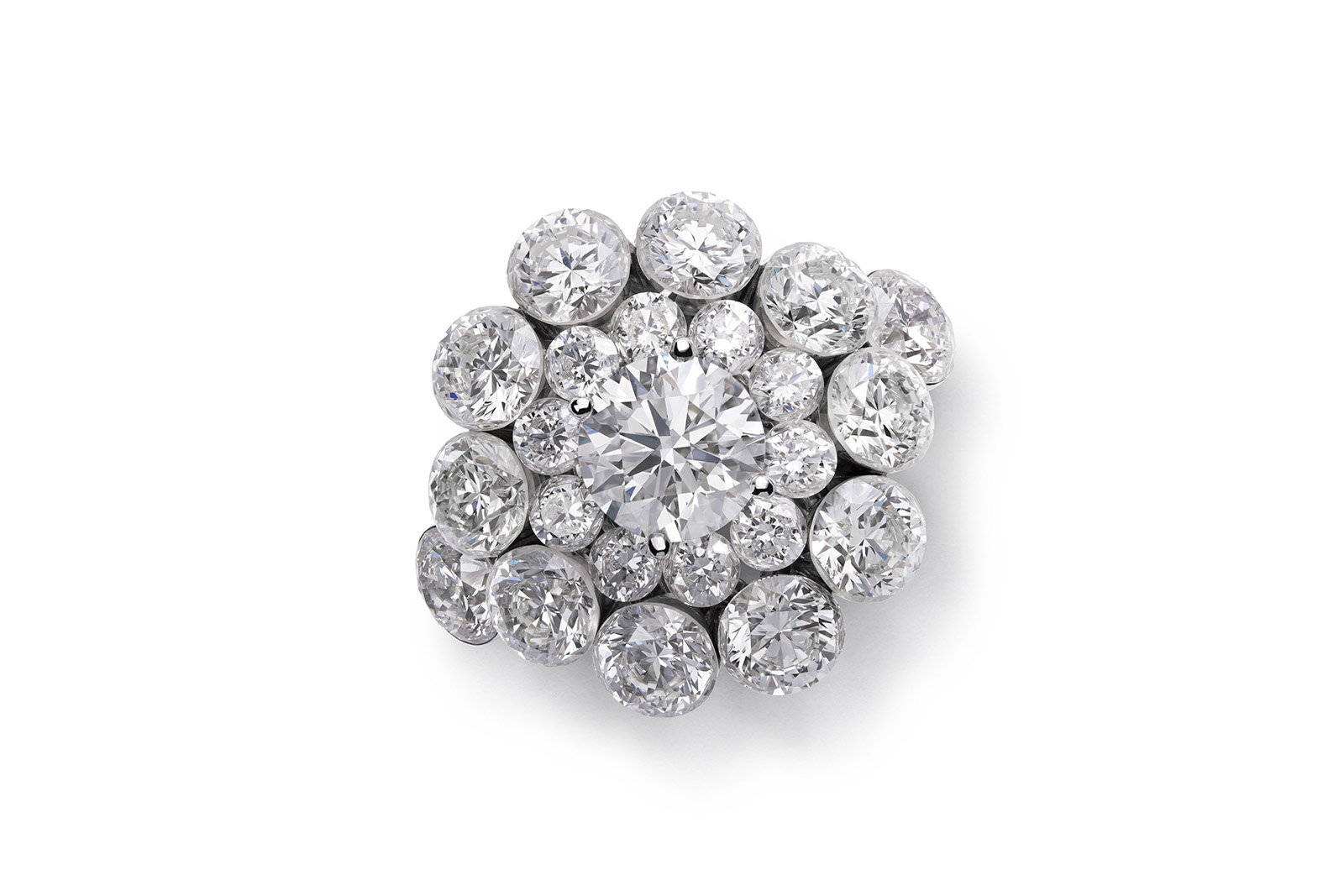  Chopard 'Magical Setting' ring featuring a central 1.2 carat diamond with diamonds in 18k white gold