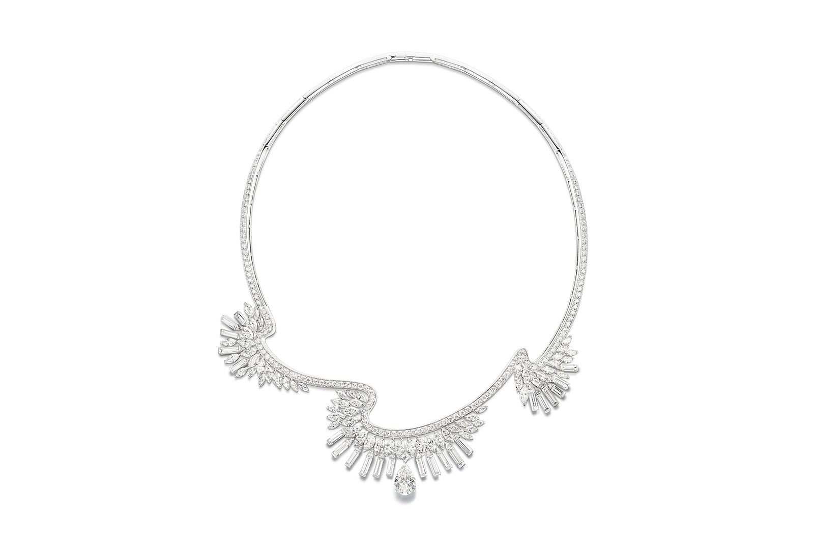  Piaget ‘White Illusion’ necklace with 3.03ct pear cut diamond, triangle cut, square cut, brilliant cut, baguette cut and marquise cut diamonds in 18K white gold
