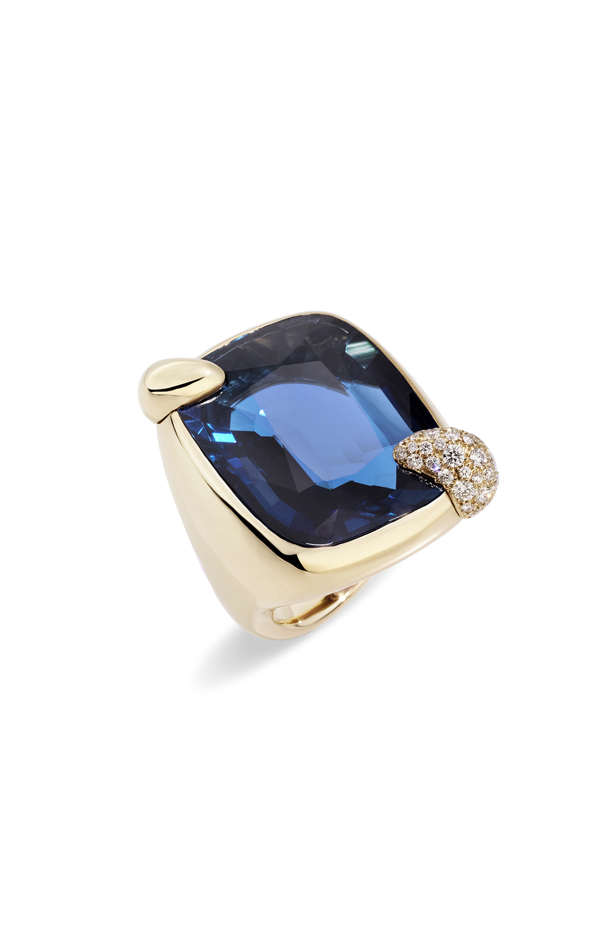 Pomellato ‘Ritratto’ ring with London blue topaz set in rose gold 