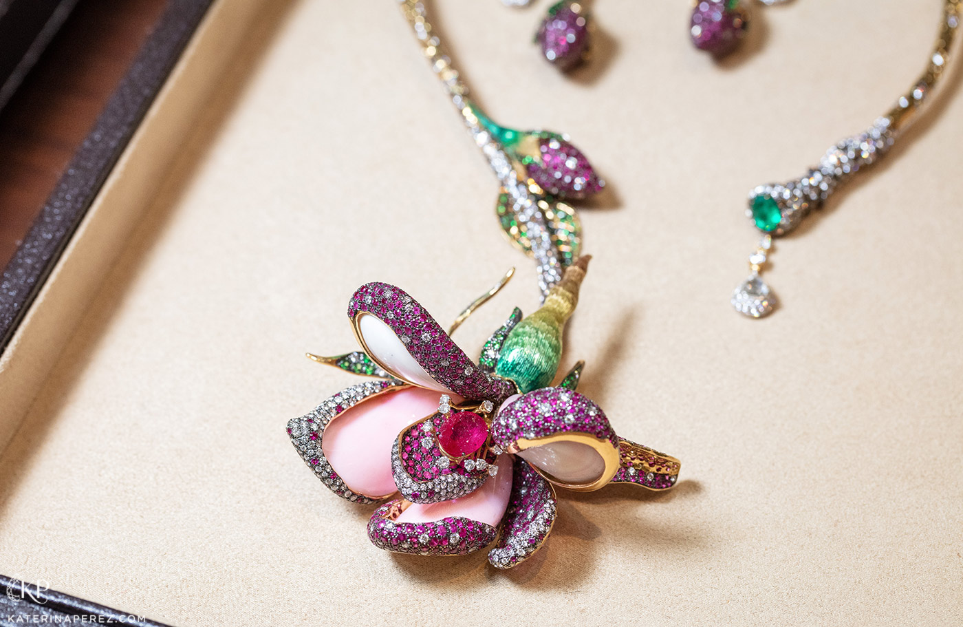  Masterstrokes 'Aphrodite' necklace featuring 158.55ct of pink conch shell central 4.41ct ruby and accenting rubies, emeralds, tsavorites and diamonds in champlevé enamel and 18k yellow gold