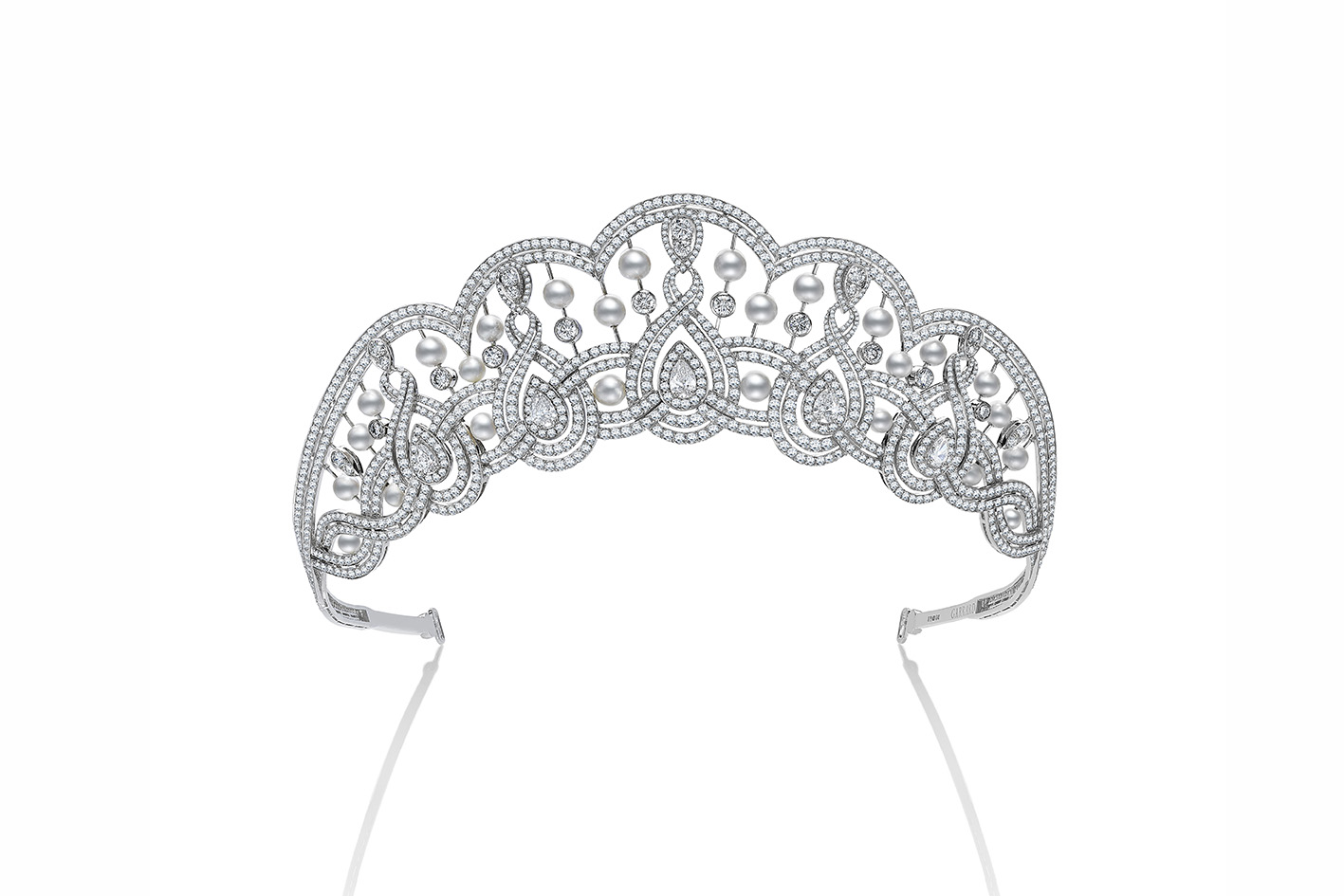  House of Garrard 'Garland' tiara with diamonds and pearls in white gold