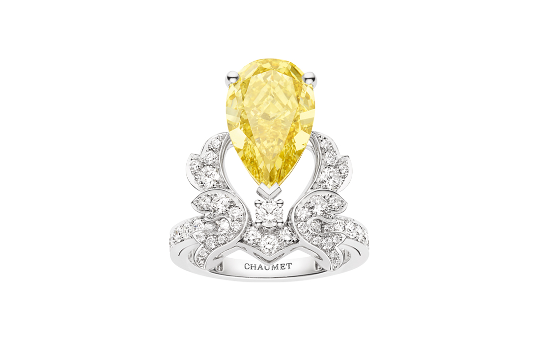  Chaumet 'Soir de Fête' ring with 5ct  pear cut fancy yellow diamond and colourless brilliant cut diamonds in white gold