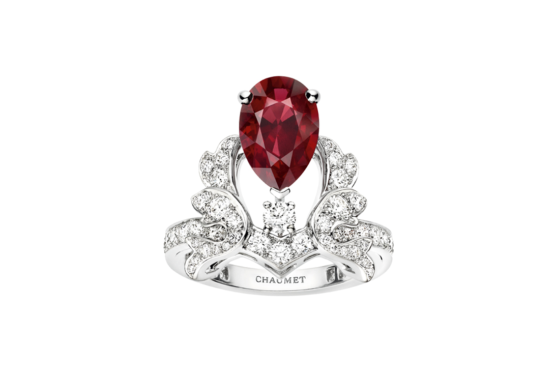 Chaumet 'Soir de Fête' ring with 5ct  pear cut Mozambique ruby and colourless brilliant cut diamonds in white gold