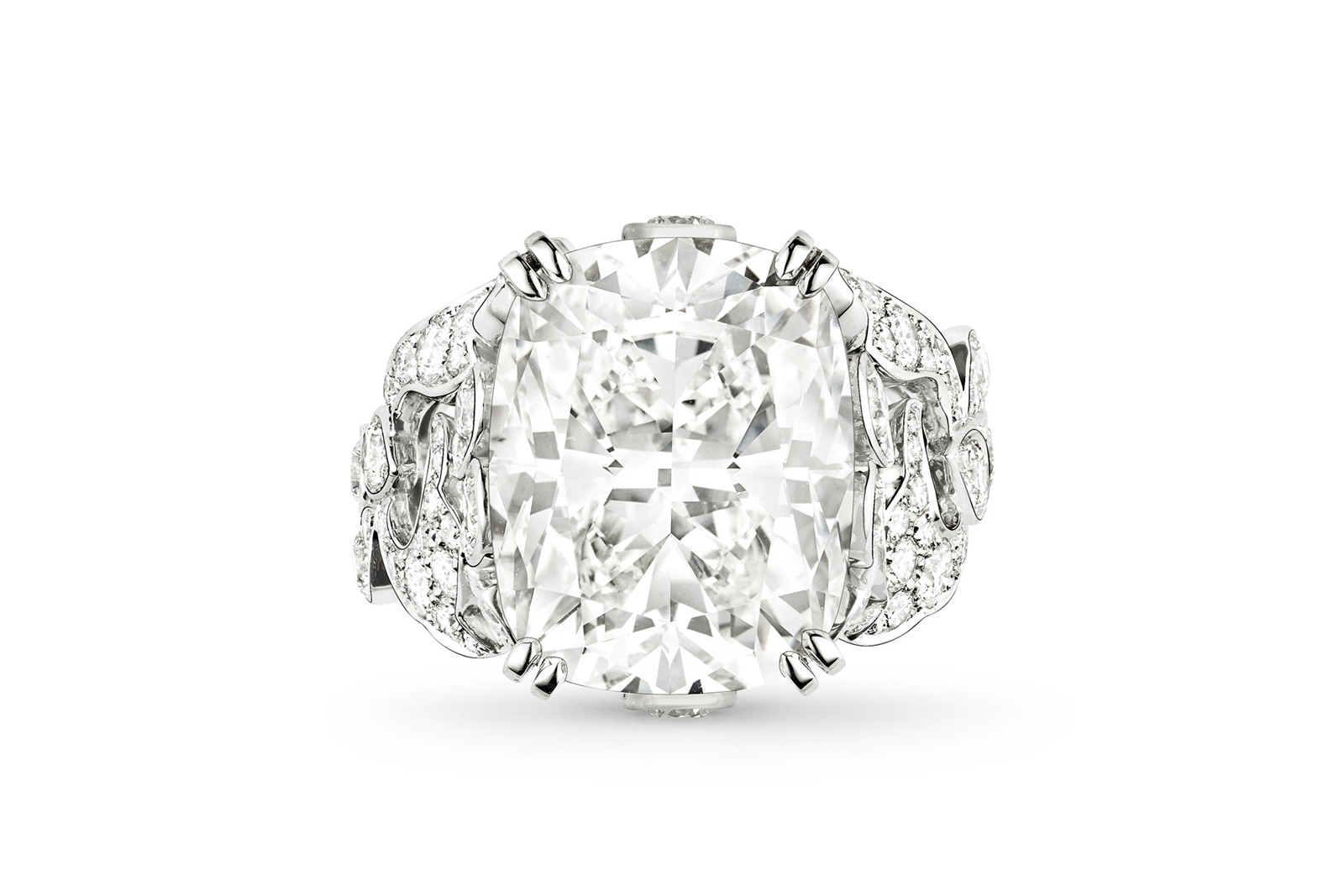  Chaumet 'Soir de Fête' engagement ring with central cushion cut diamond and accented with brilliant cut diamonds in white gold