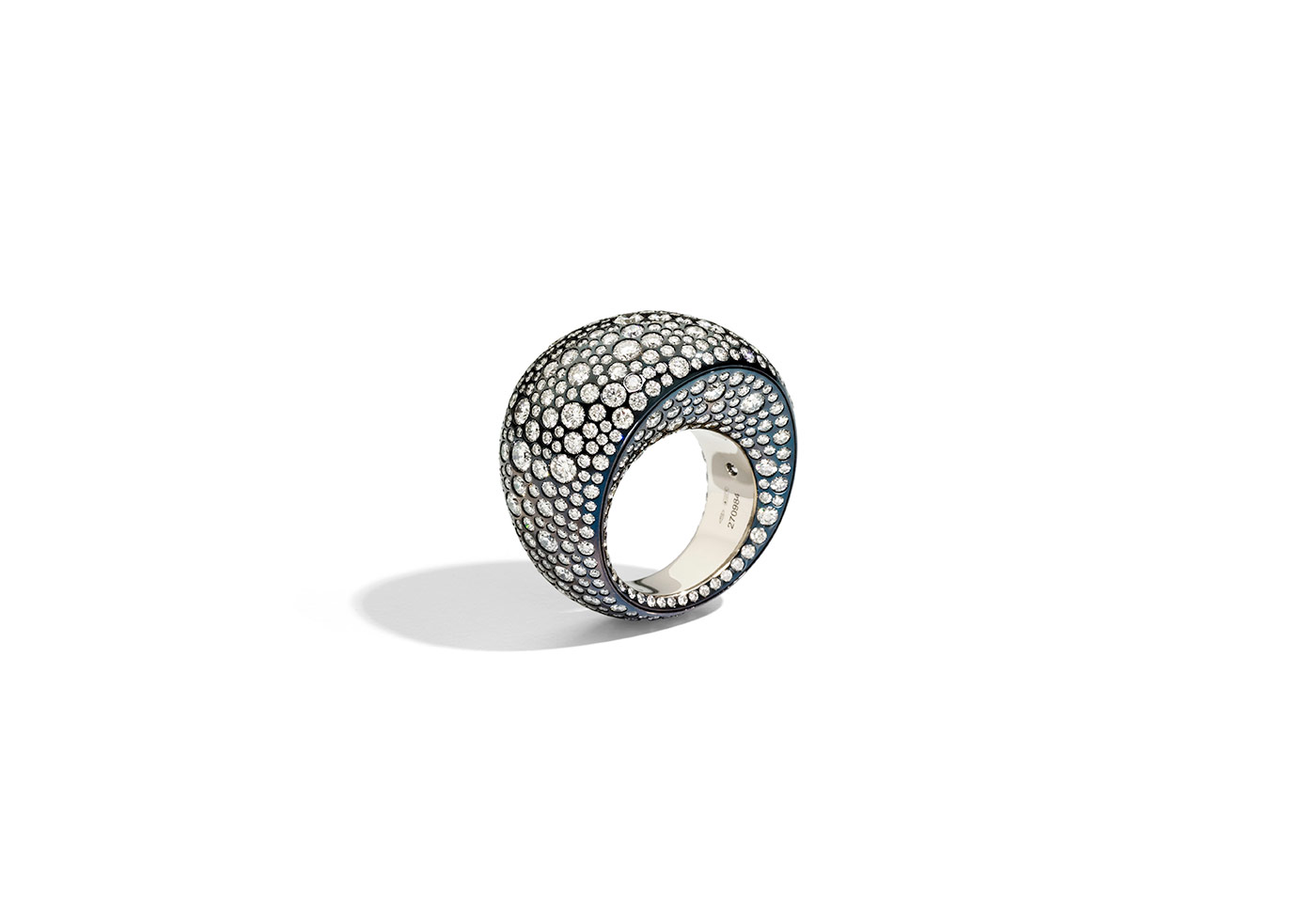  Vhernier 'Pirouette' ring in white gold with 9.91 cts of diamonds