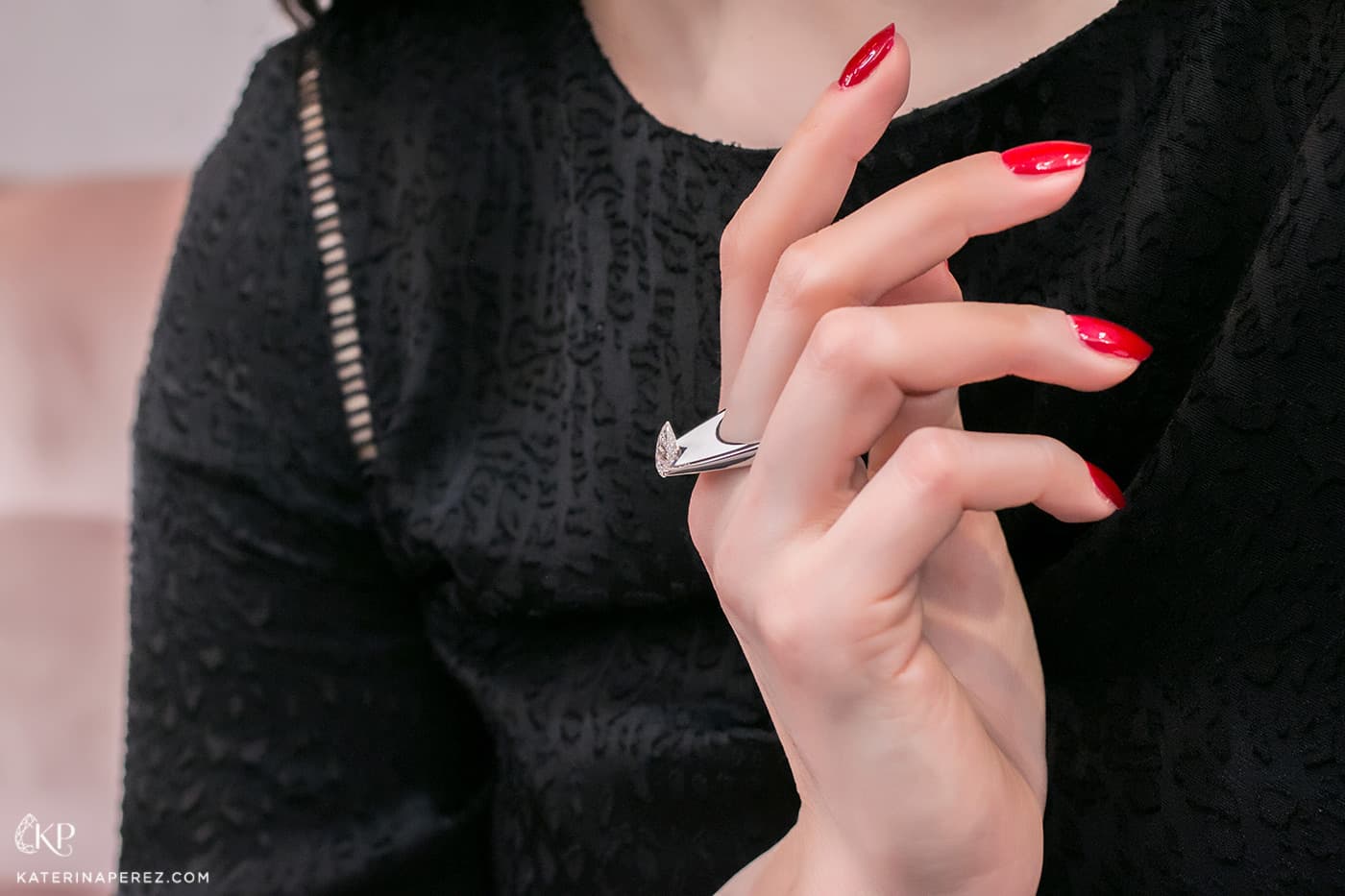 Calleija ‘Pure Zen’ ring that received the Harpers Bazaar Australian Diamond Guild Award