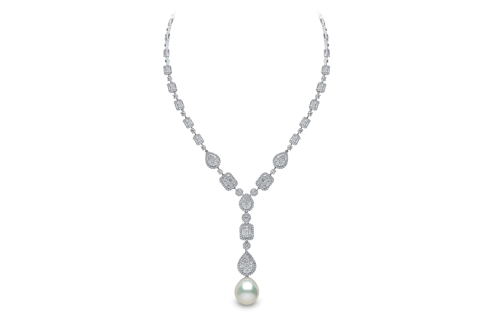  Yoko London transformable High Jewellery necklace with South Sea Pearls and diamonds