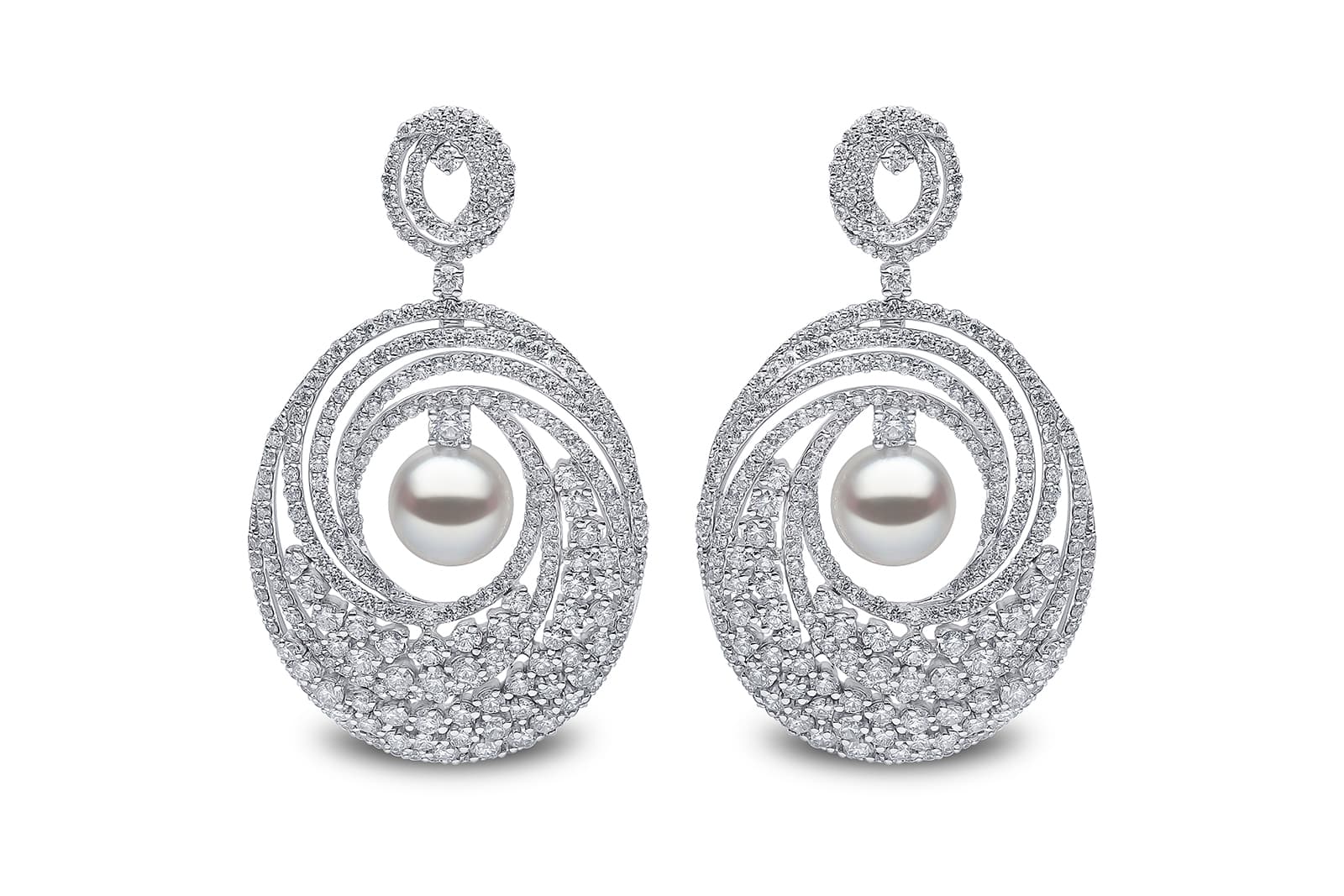  Yoko London Mayfair collection earring with South Sea pearls and 10.10 cts of diamonds
