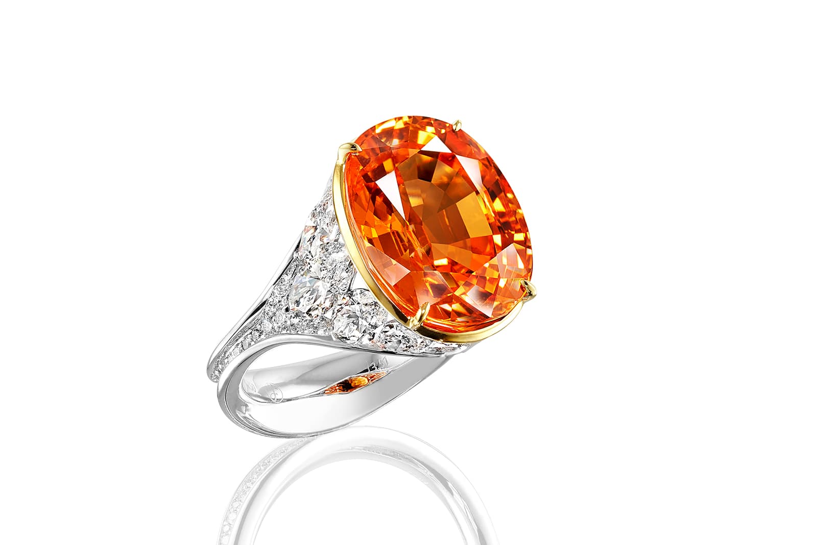  FORMS jewellery ring with oval cut mandarin garnet and marquise cut diamonds