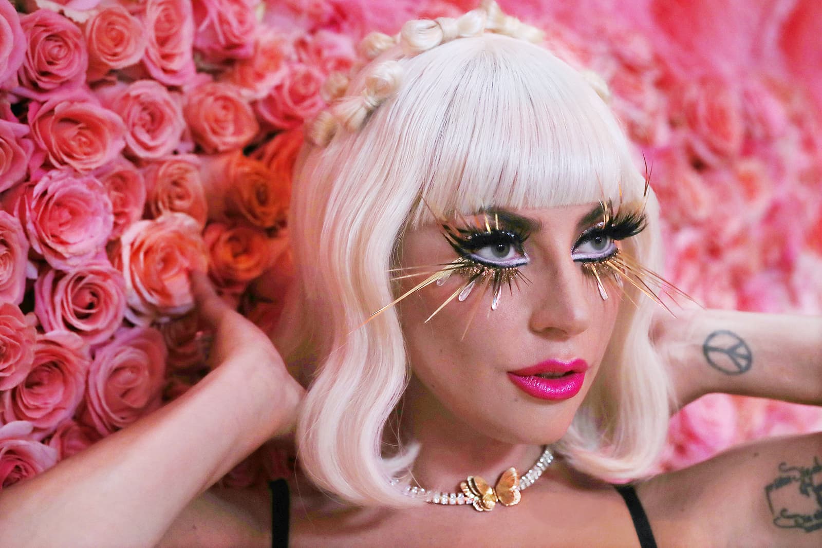 Lady Gaga in Tiffany&Co. 'Butterfly' necklace from the 2019 'Blue Book' collection with diamonds in 18k yellow gold