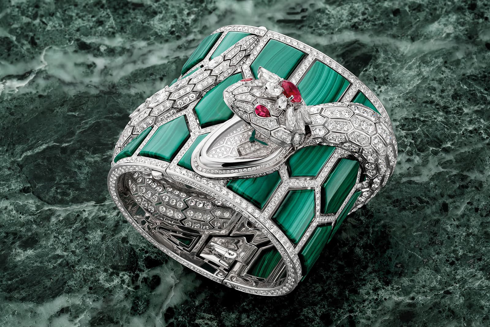 Bulgari 'Serpenti' secret watch with diamonds, malachite and rubellite in white gold