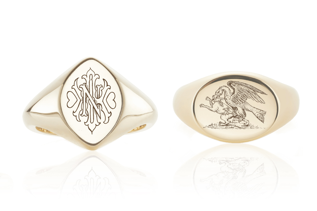  Rebus engravable signet rings in yellow gold