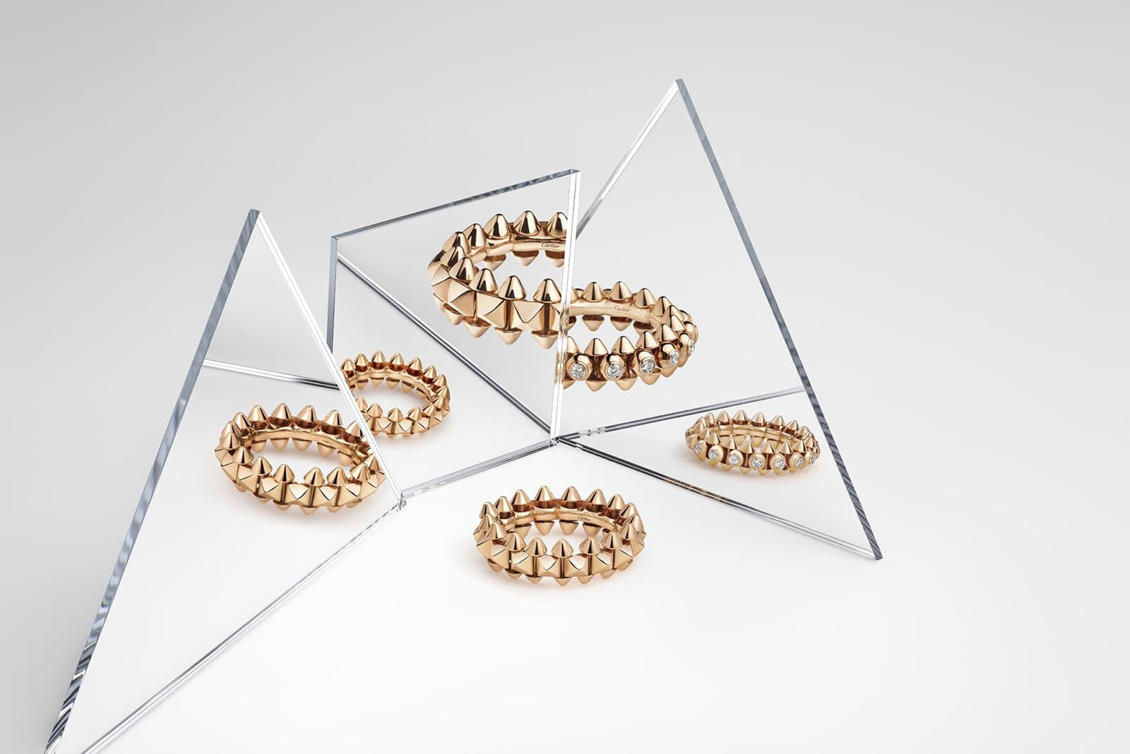  Cartier ‘Clash de Cartier’ rings with diamonds in rose gold