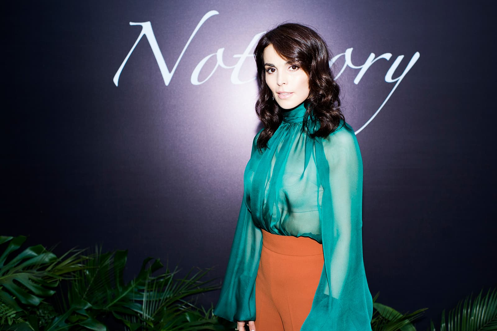  Singer Sati Kazanova, Notivory’s brand ambassador