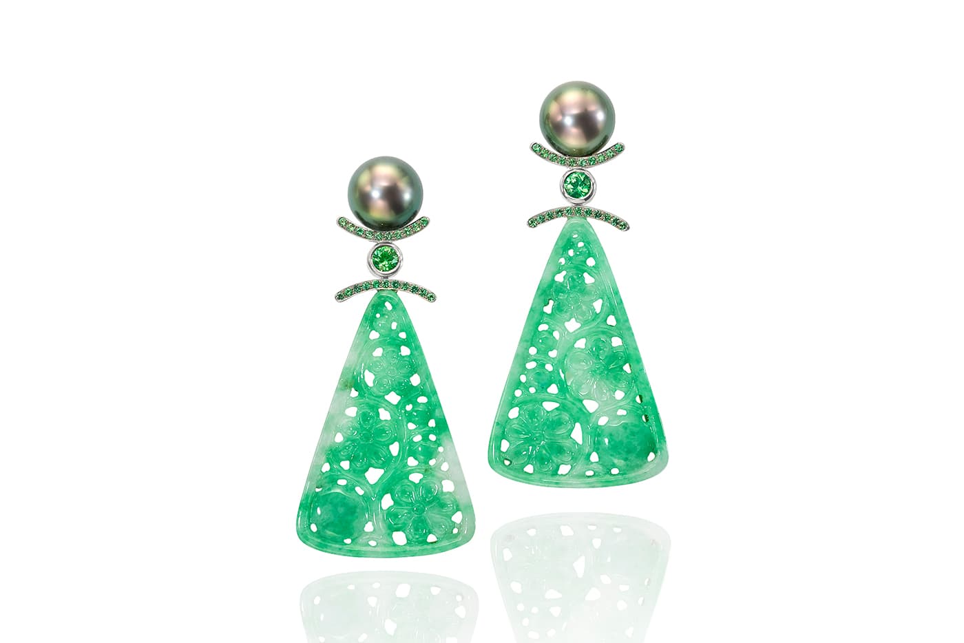  Assael earrings with jade, tsavorite and green Tahitian pearls