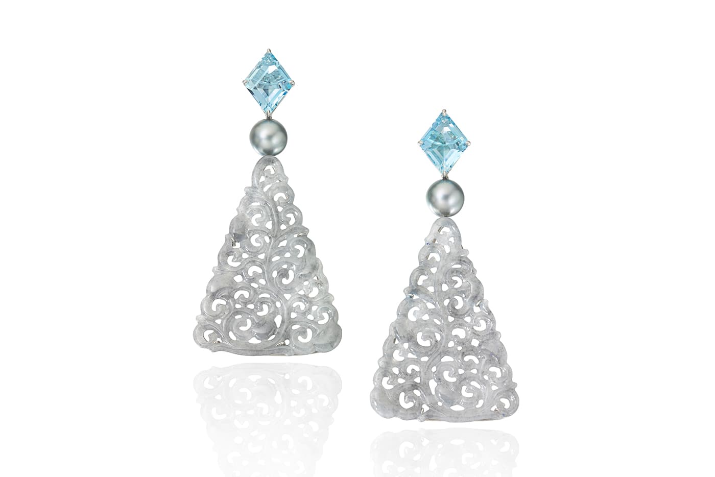  Assael earrings with white jade, aquamarine and Tahitian pearls 