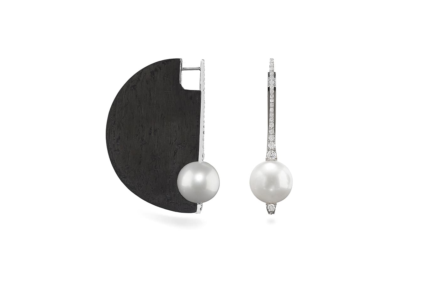  Fabio Salini earrings with diamonds and pearls in carbon fibre and gold