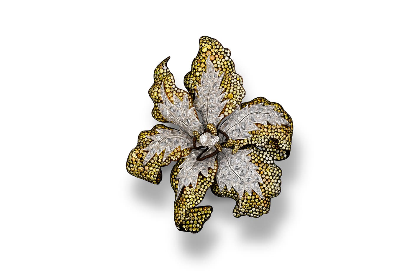  Carnet by Michelle Ong 'Sunkissed' brooch with colourless and fancy intense yellow diamonds in platinum and yellow gold
