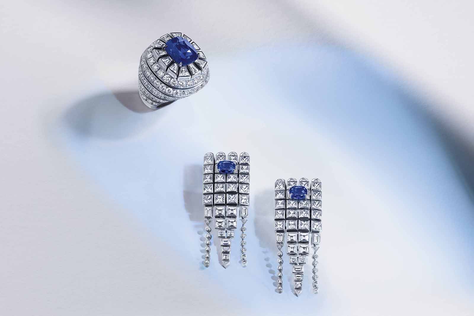  Louis Vuitton 'Riders of the Knights' collection 'Le Royaume' ring and earrings with diamonds and sapphires in white gold