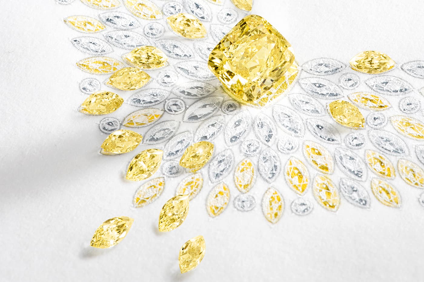 Колье Piaget 'Golden Hour' с желтыми и бесцветными бриллиантами
