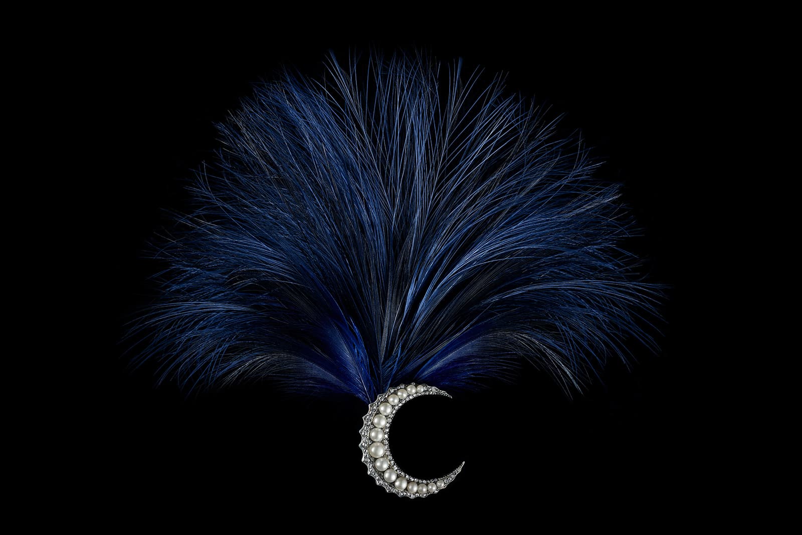  'Astres' transformable brooch and aigrette with diamonds, pearls and feather in gold and silver circa 1890