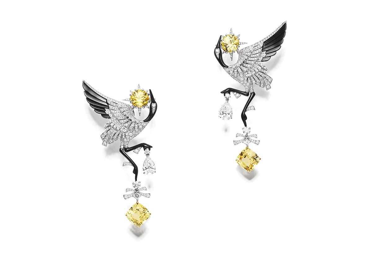  Chaumet 'Les Ciels de Chaumet' collection 'Parade' earrings with diamonds, Ceylon sapphires, sapphires and onyx in white gold