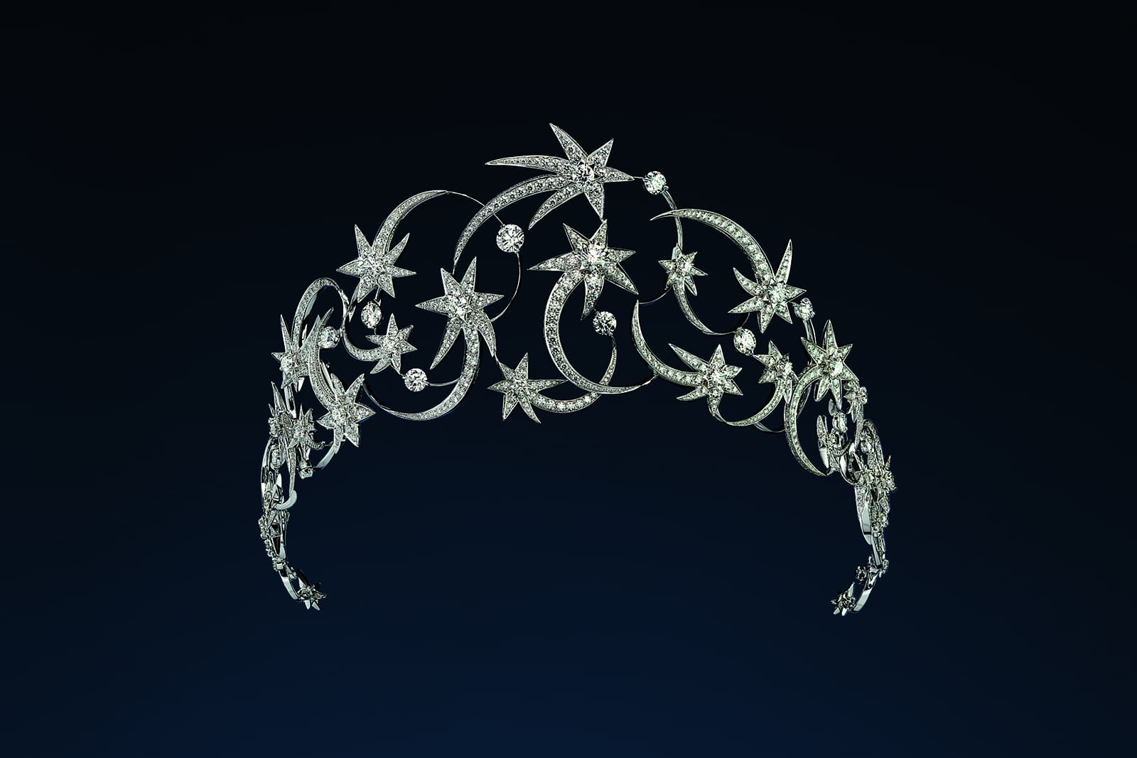  Chaumet 'Les Ciels de Chaumet' collection 'Étoiles Étoiles' tiara with diamonds in white gold