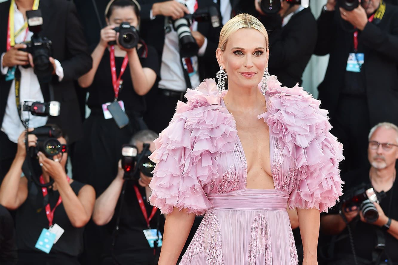  Molly Sims wearing Brumani earrings with morganites, diamonds and pearls 