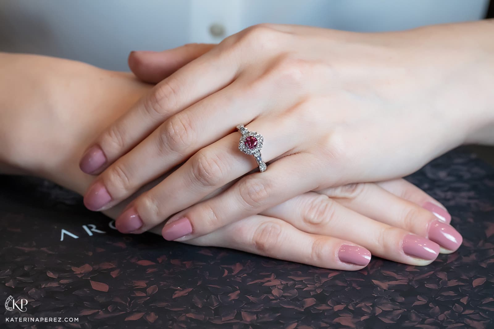  Calleija 'Couture' collection ‘Lady in Red’ ring with 0.54ct Fancy Purplish Red Argyle Tender diamond, Argyle blue and colourless diamonds in platinum and rose gold