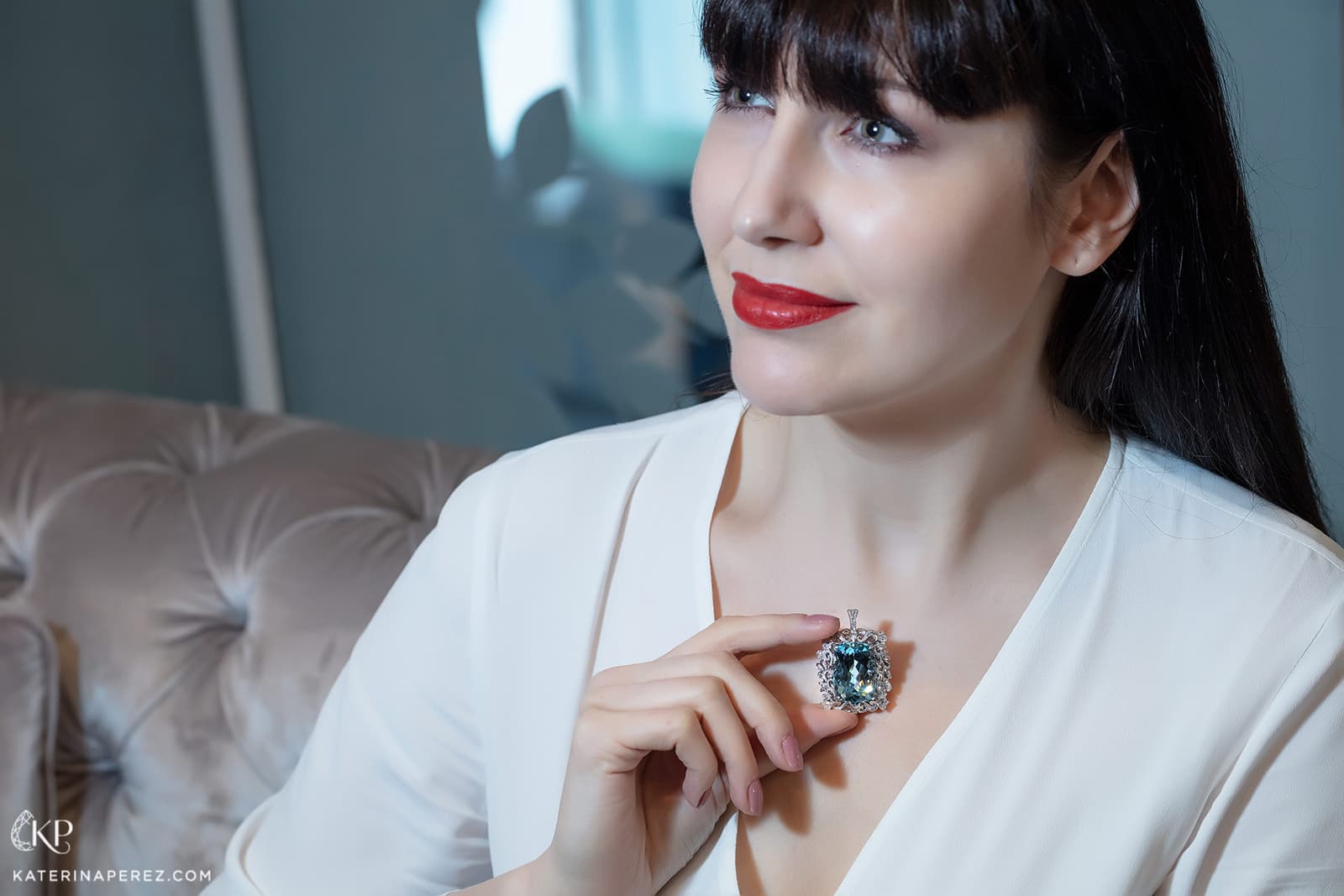  Calleija 'Couture' collection ‘Iluka’ transformable ring and pendant with 33.27ct cushion cut aquamarine and diamonds in white gold