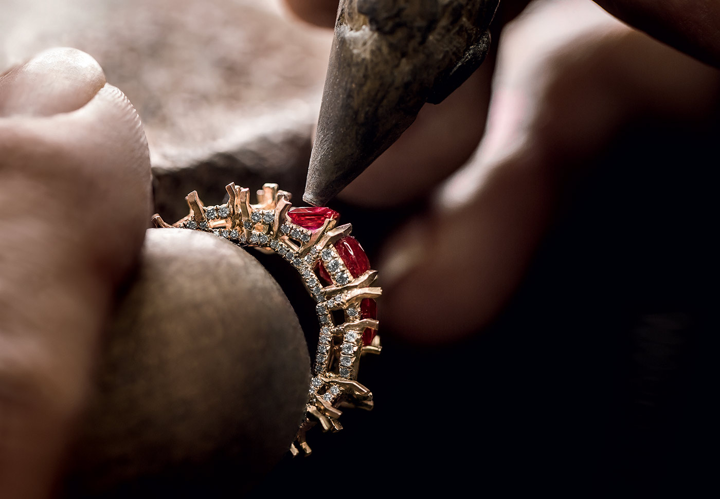  The making of 'Gem Dior' collection. Photo by Pol Baril