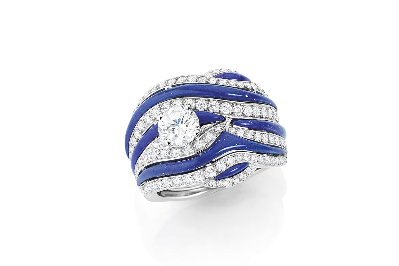  Mellerio Dits Meller ‘Ondine' cocktail ring from the 'Le Ciottoli’ collection with diamonds and lapis lazuli 
