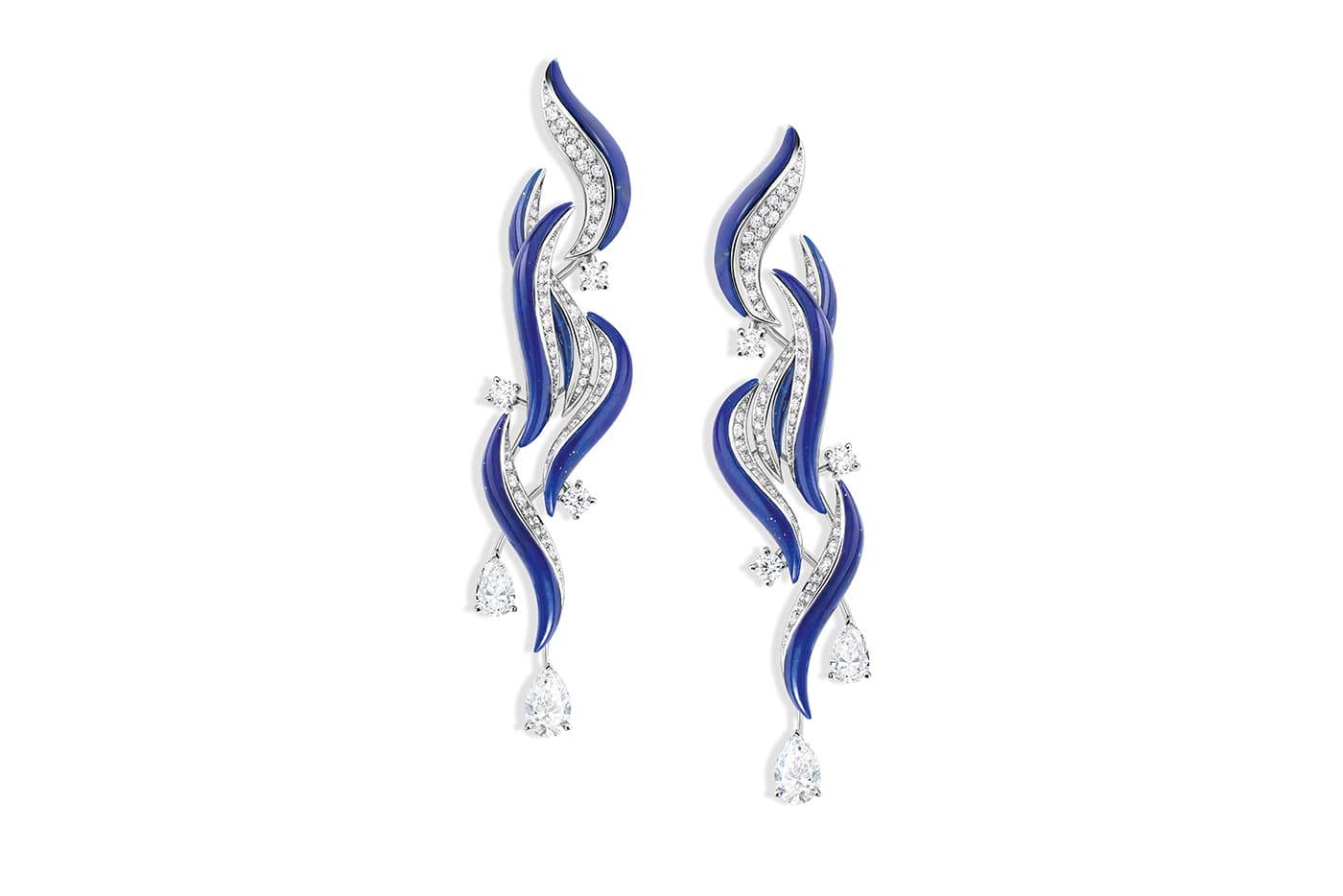  Mellerio Dits Meller ‘Ondine' earrings from the 'Le Ciottoli’ collection with diamonds and lapis lazuli 