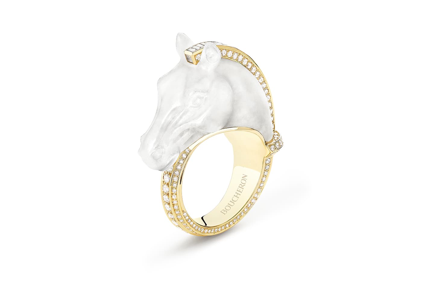 Boucheron ‘Paris Vu du 26’ collection 'Cheval de l'Opera' ring with rock crystal and diamonds in yellow gold