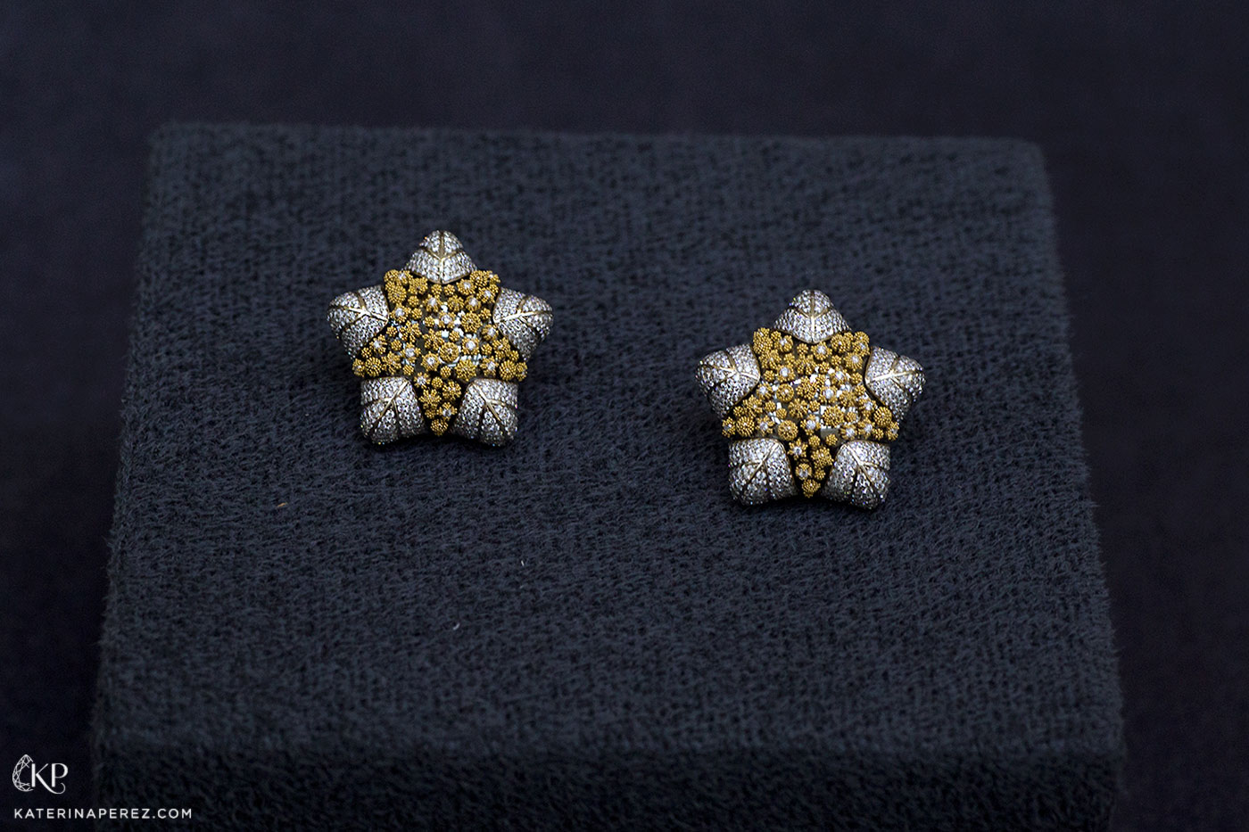  Dmitry Belman 'Starfish' earrings in gold