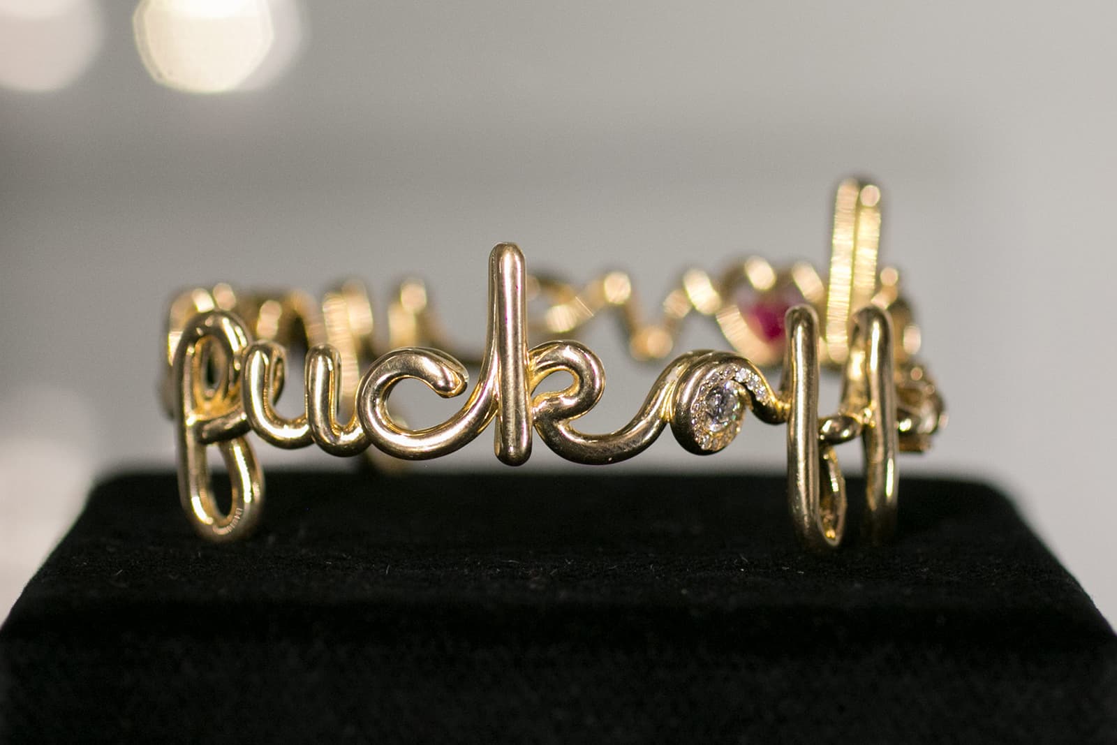  Solange Azagury-Partridge 'Modern Marriage' bracelet with diamonds and rubies in yellow gold