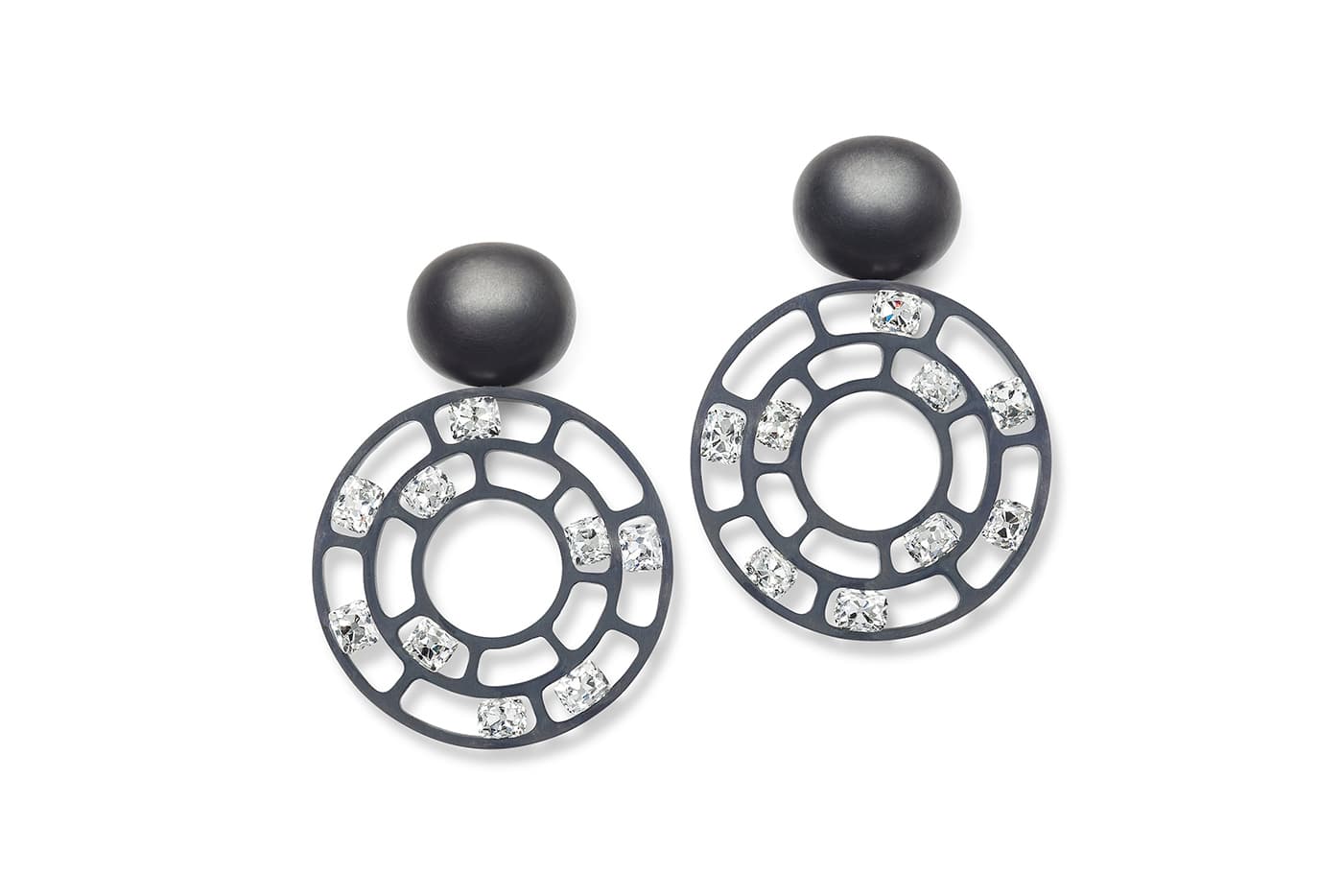  Hemmerle earrings with diamonds in blackened silver 