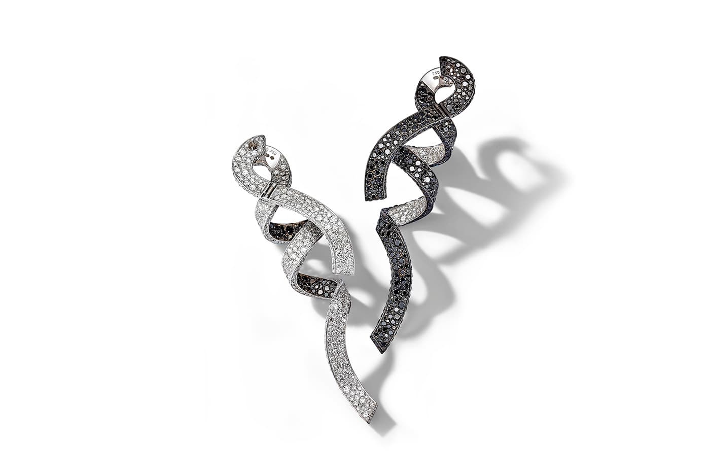  Emmanuel Tarpin for de Grisogono 'Prologue' earrings with colourless and black diamonds in white gold