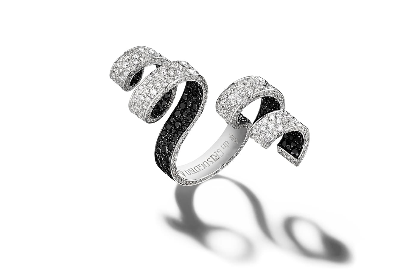  Emmanuel Tarpin for de Grisogono 'Prologue' ring with colourless and black diamonds in white gold