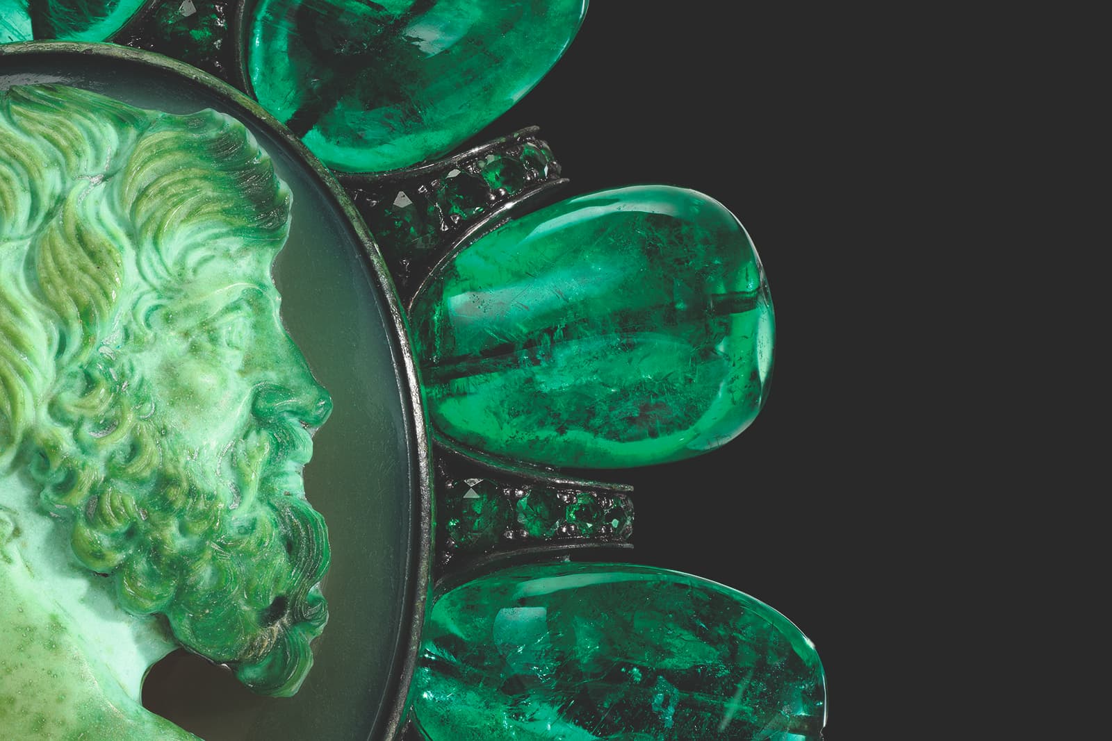 Hemmerle emerald bead, jasper cameo and tsavorite garnet pendant necklace